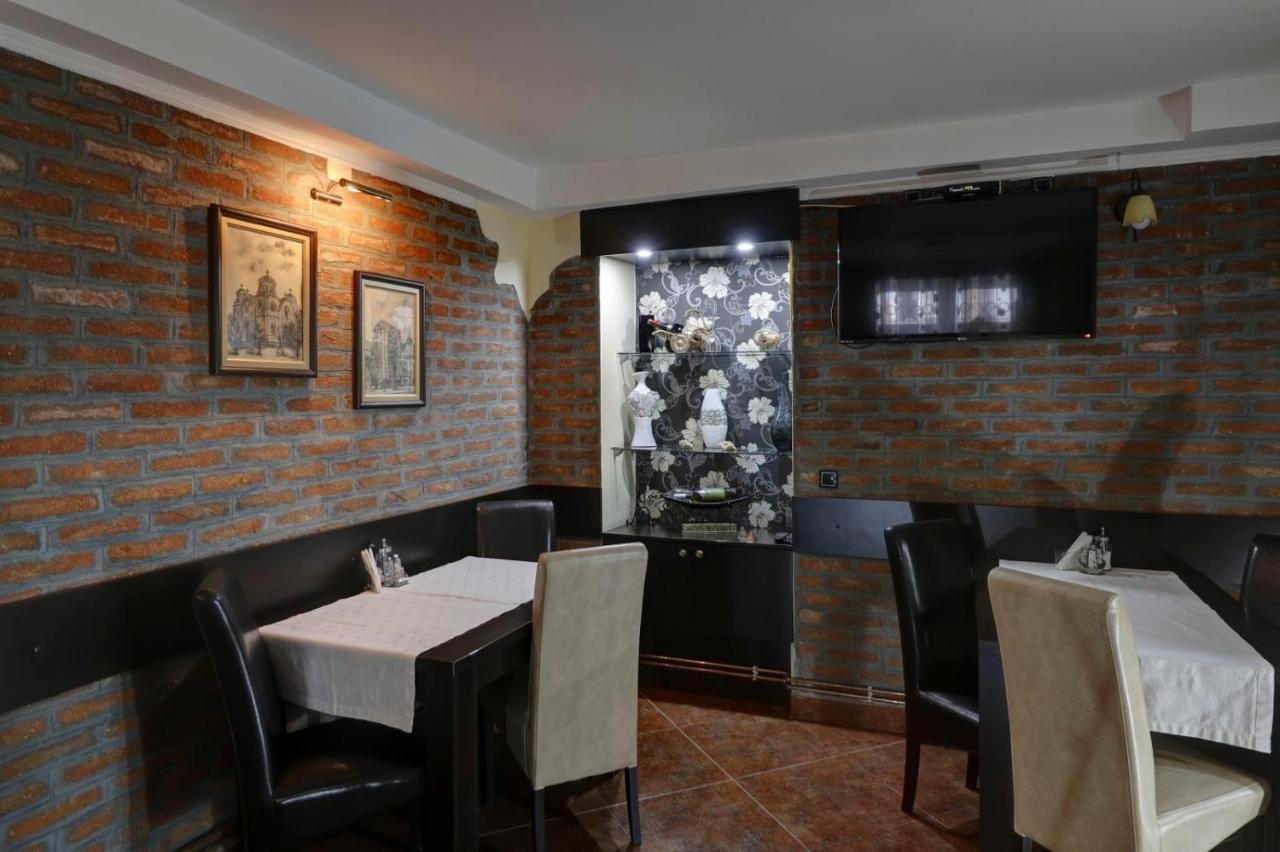 Hotel Perla Ldm Leskovac Leskovac  Exteriör bild