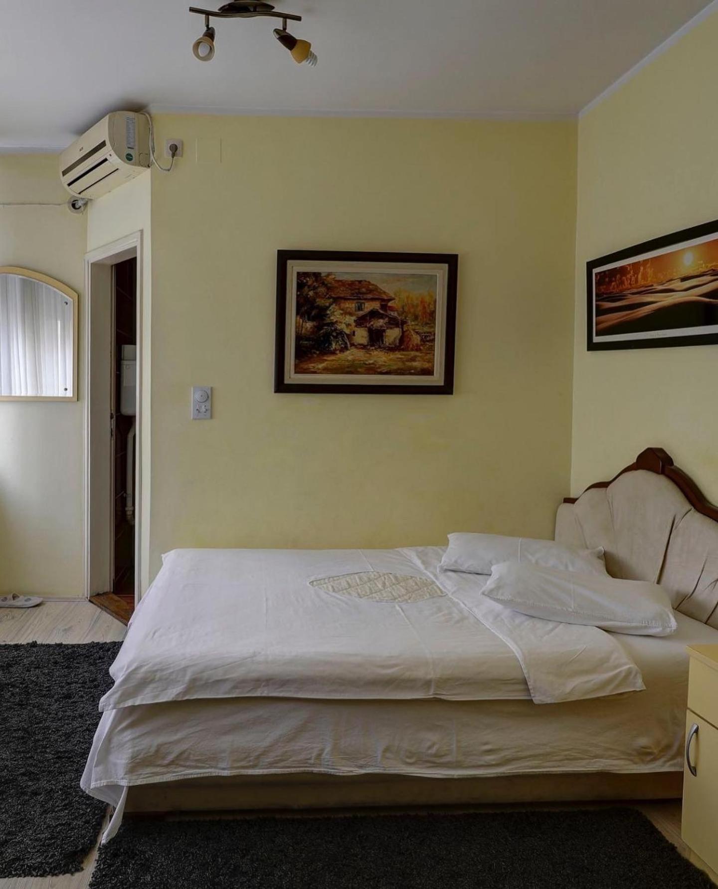 Hotel Perla Ldm Leskovac Leskovac  Exteriör bild