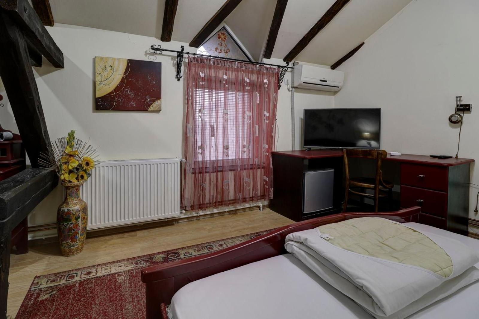 Hotel Perla Ldm Leskovac Leskovac  Exteriör bild