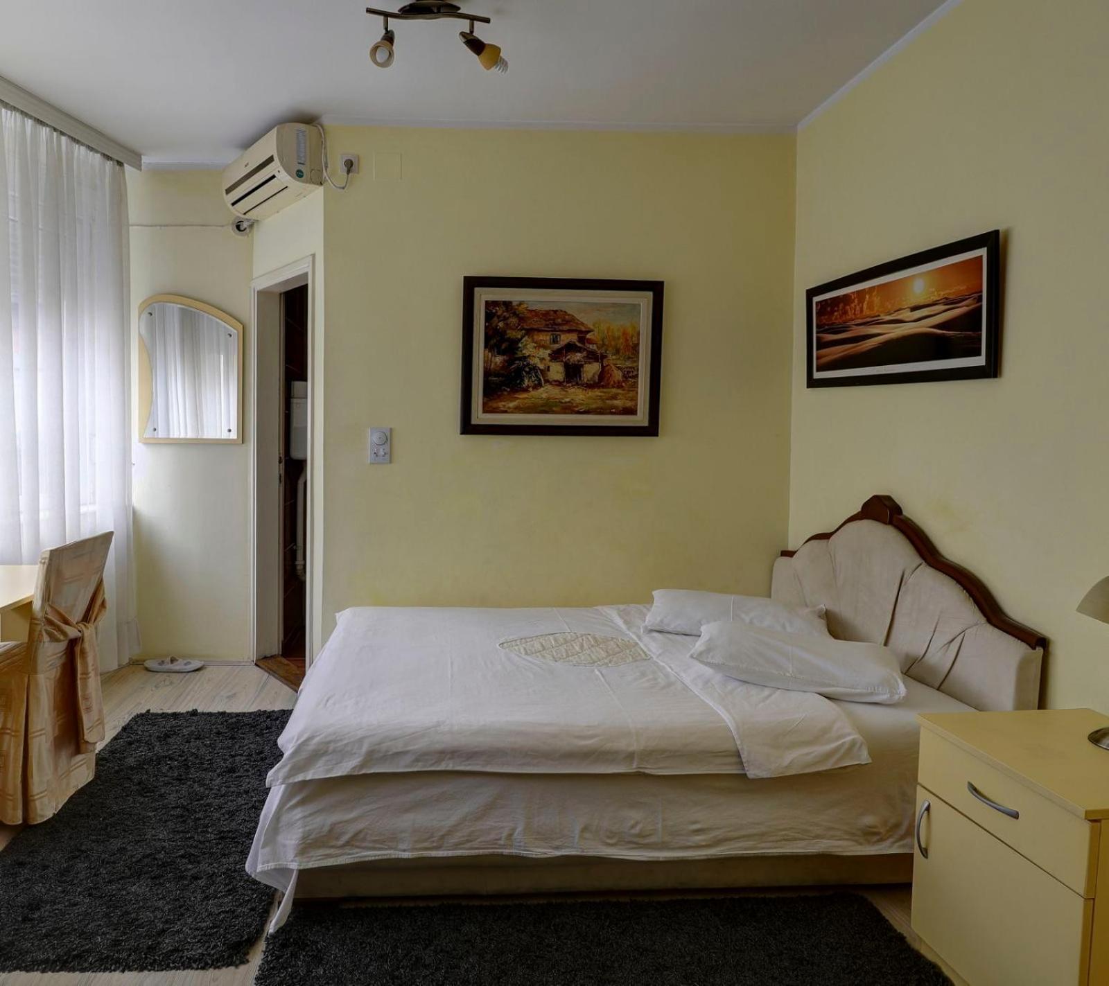 Hotel Perla Ldm Leskovac Leskovac  Exteriör bild