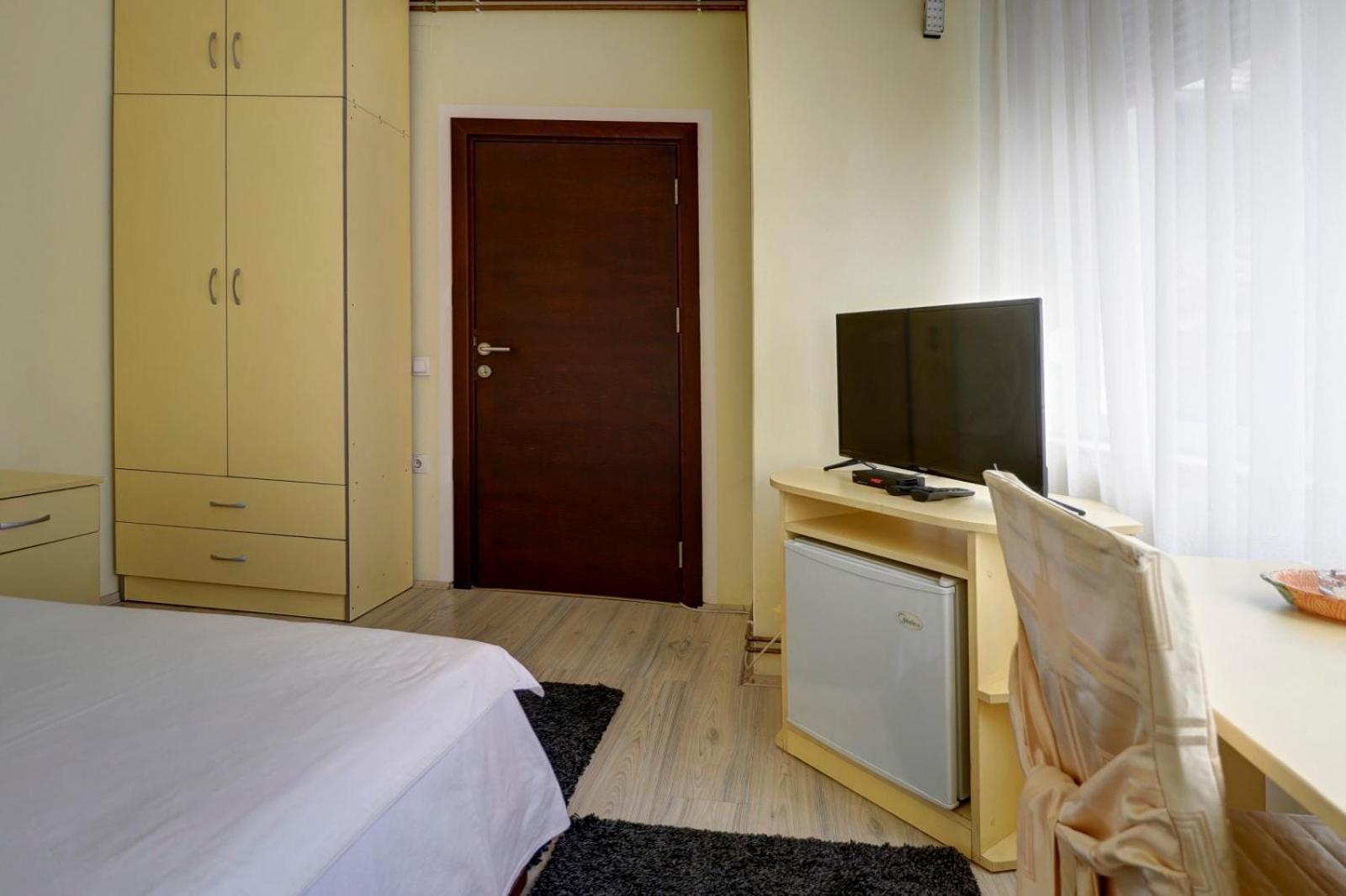 Hotel Perla Ldm Leskovac Leskovac  Exteriör bild